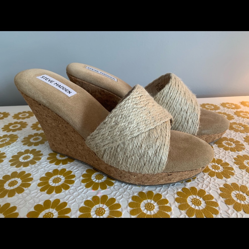 Cream wedges.